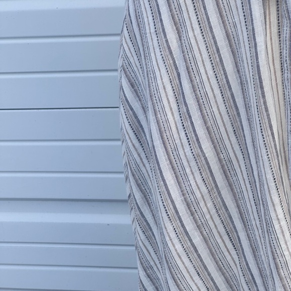 White and Tan Wrap Midi Dress with Cowl Neck and Flutter Sleeves size 10 - Picture 3 of 13